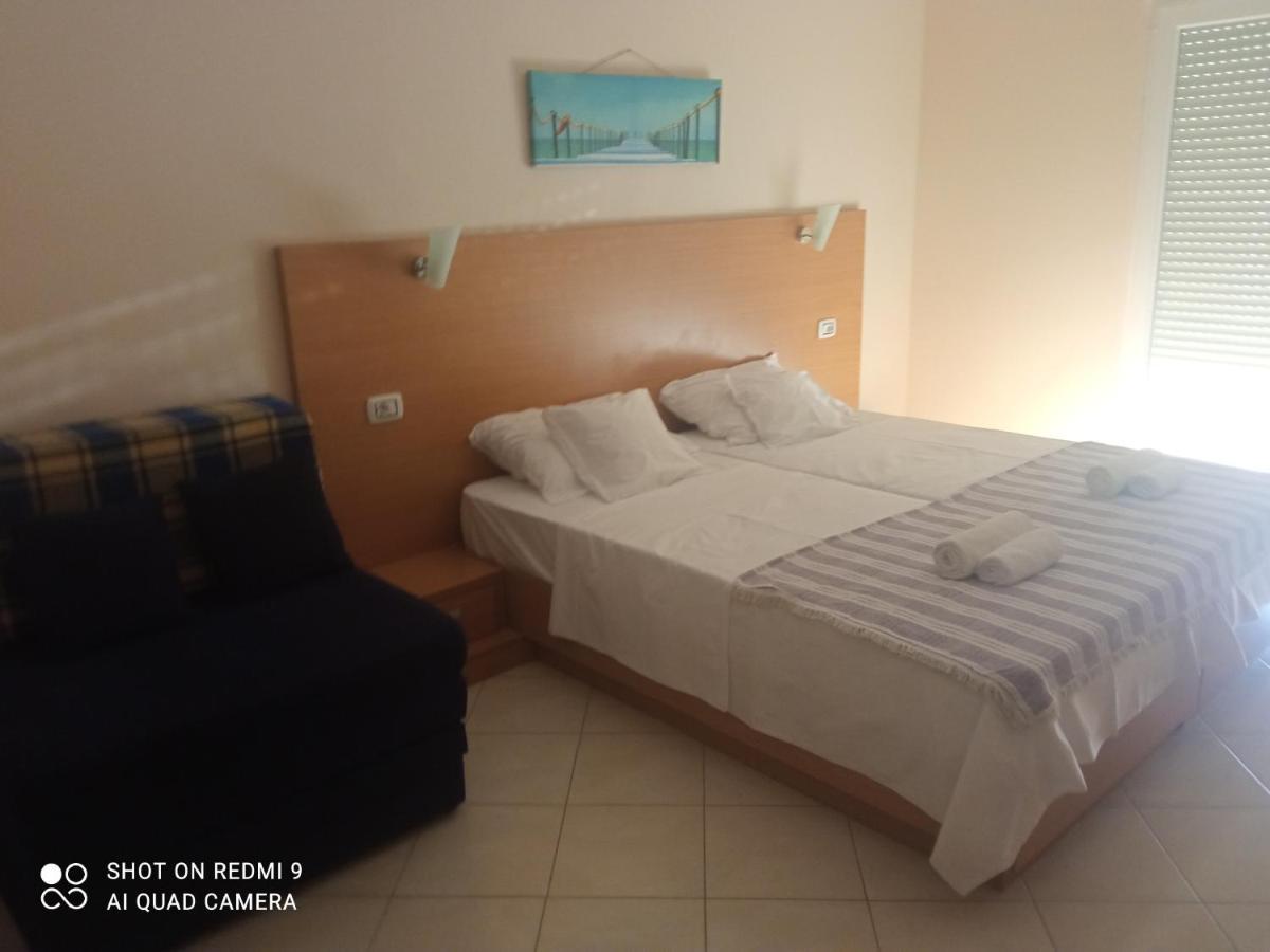 Apartmani Lux Sea Utjeha Εξωτερικό φωτογραφία