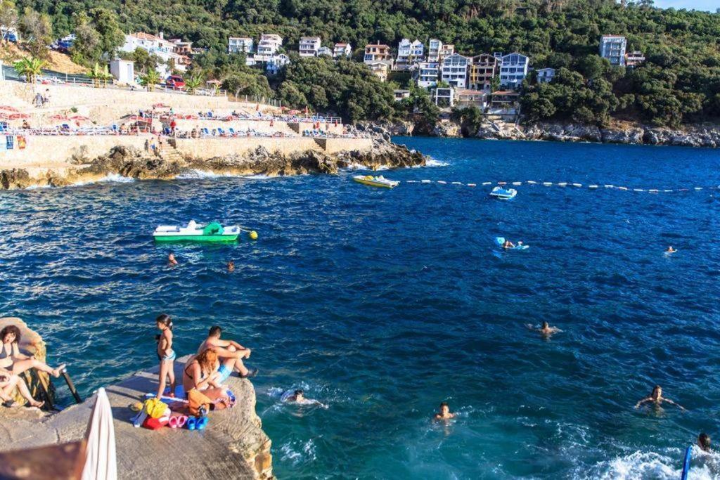 Apartmani Lux Sea Utjeha Εξωτερικό φωτογραφία