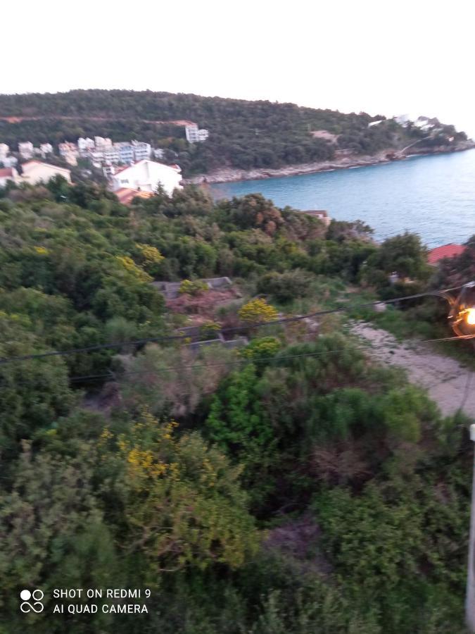 Apartmani Lux Sea Utjeha Εξωτερικό φωτογραφία