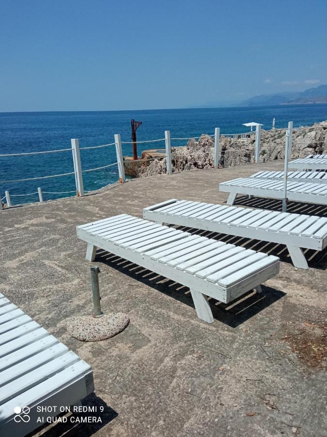 Apartmani Lux Sea Utjeha Εξωτερικό φωτογραφία