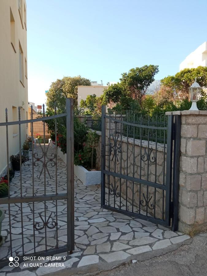 Apartmani Lux Sea Utjeha Εξωτερικό φωτογραφία