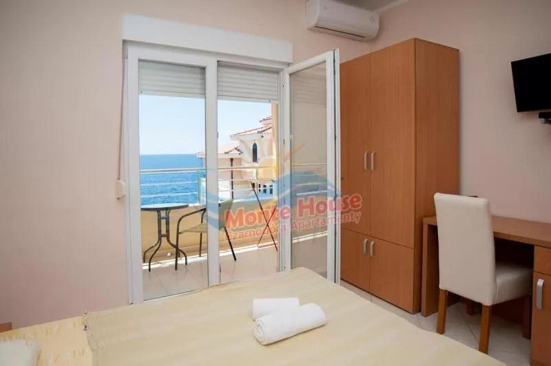 Apartmani Lux Sea Utjeha Εξωτερικό φωτογραφία