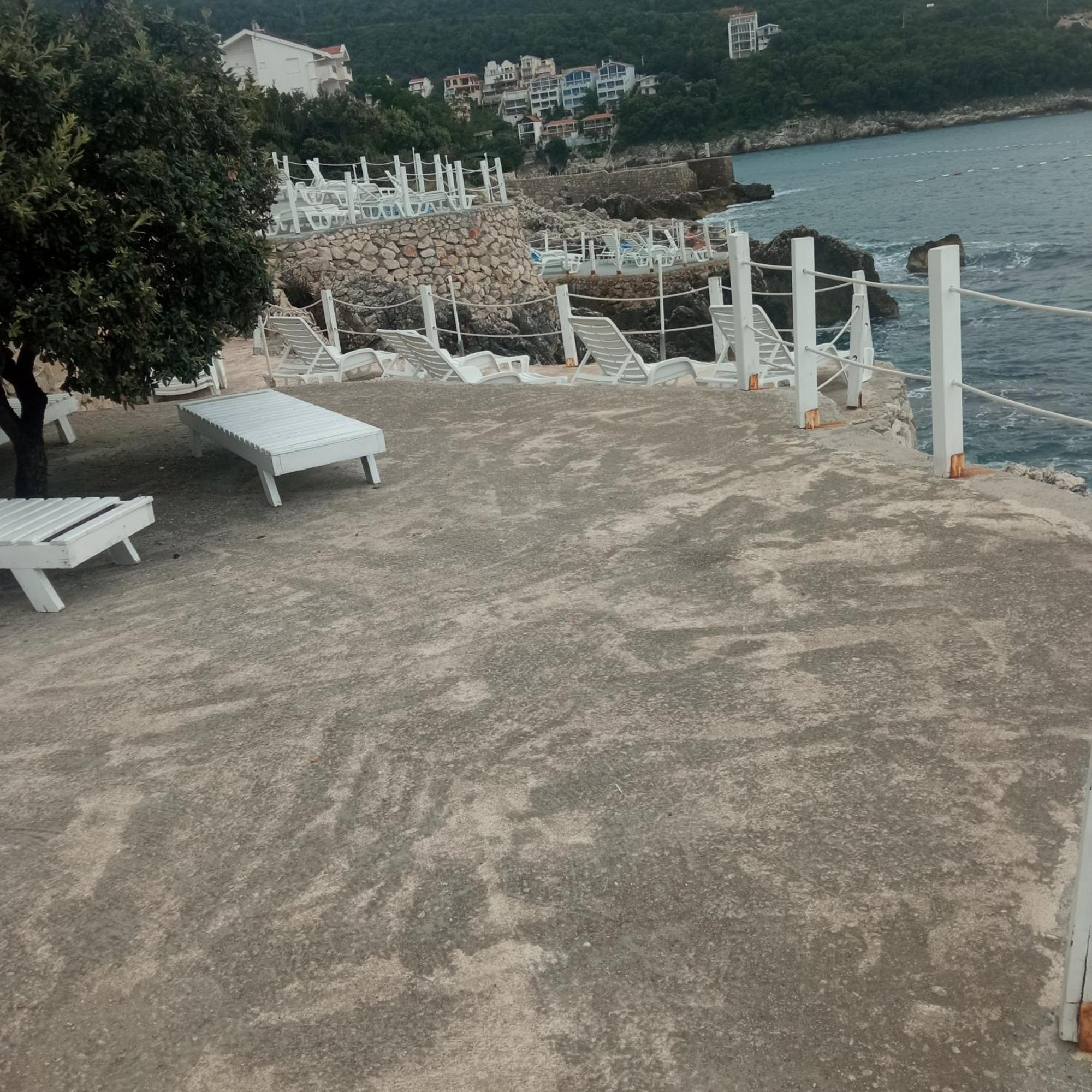 Apartmani Lux Sea Utjeha Εξωτερικό φωτογραφία