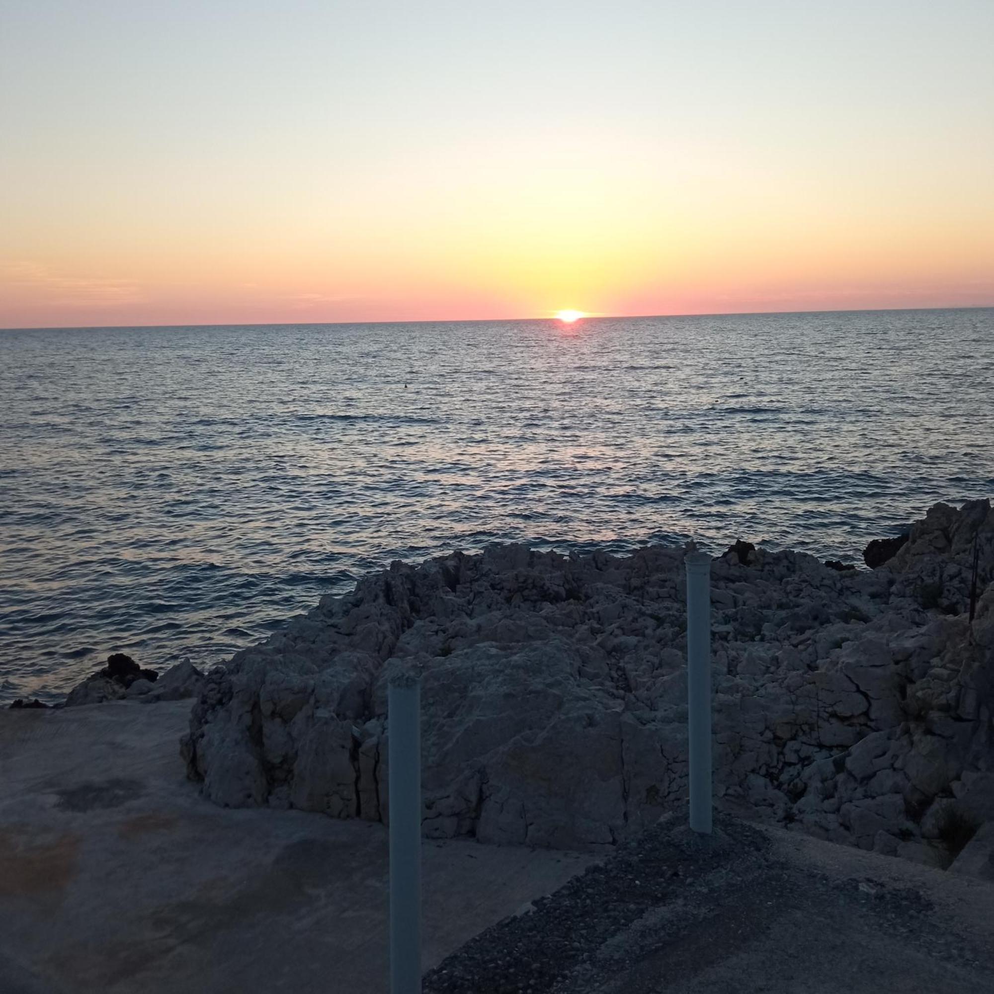 Apartmani Lux Sea Utjeha Εξωτερικό φωτογραφία