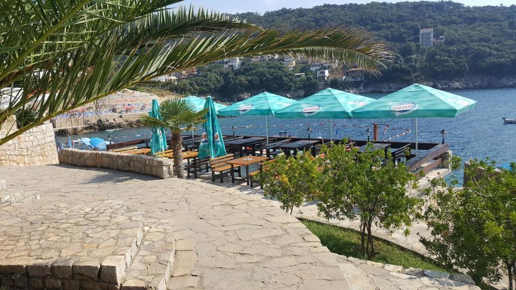Apartmani Lux Sea Utjeha Εξωτερικό φωτογραφία