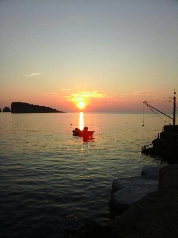 Apartmani Lux Sea Utjeha Εξωτερικό φωτογραφία